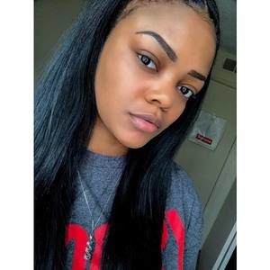 Meet your Posher, Querida